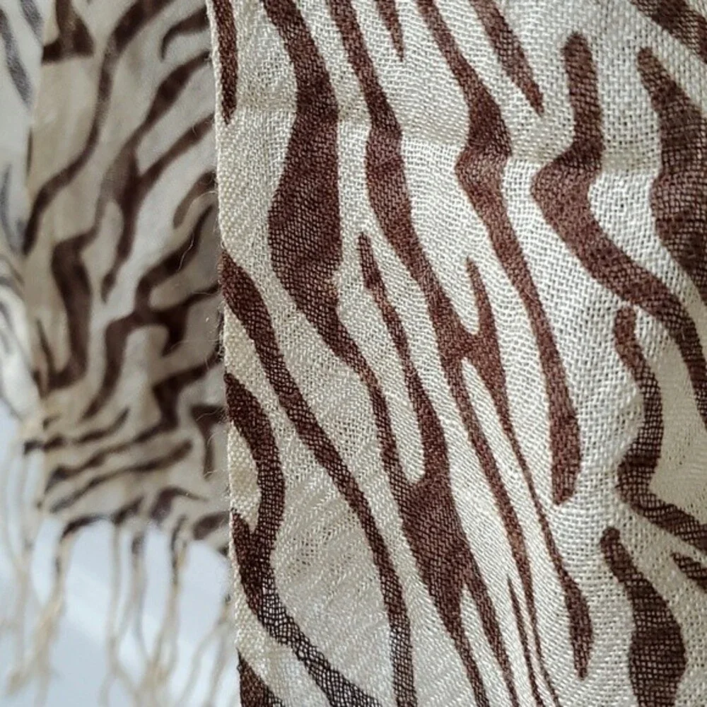 LOOK BY M SILK COTTON ANIMAL PRINT ZEBRA SCARF WRAP FRINGE BROWN CREAM